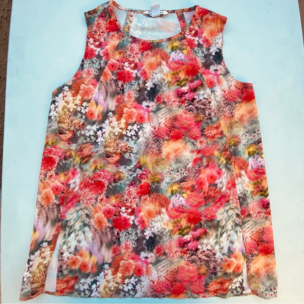 ATHLETA Zephyr Refined floral sleeveless lightweight Tank top blouse